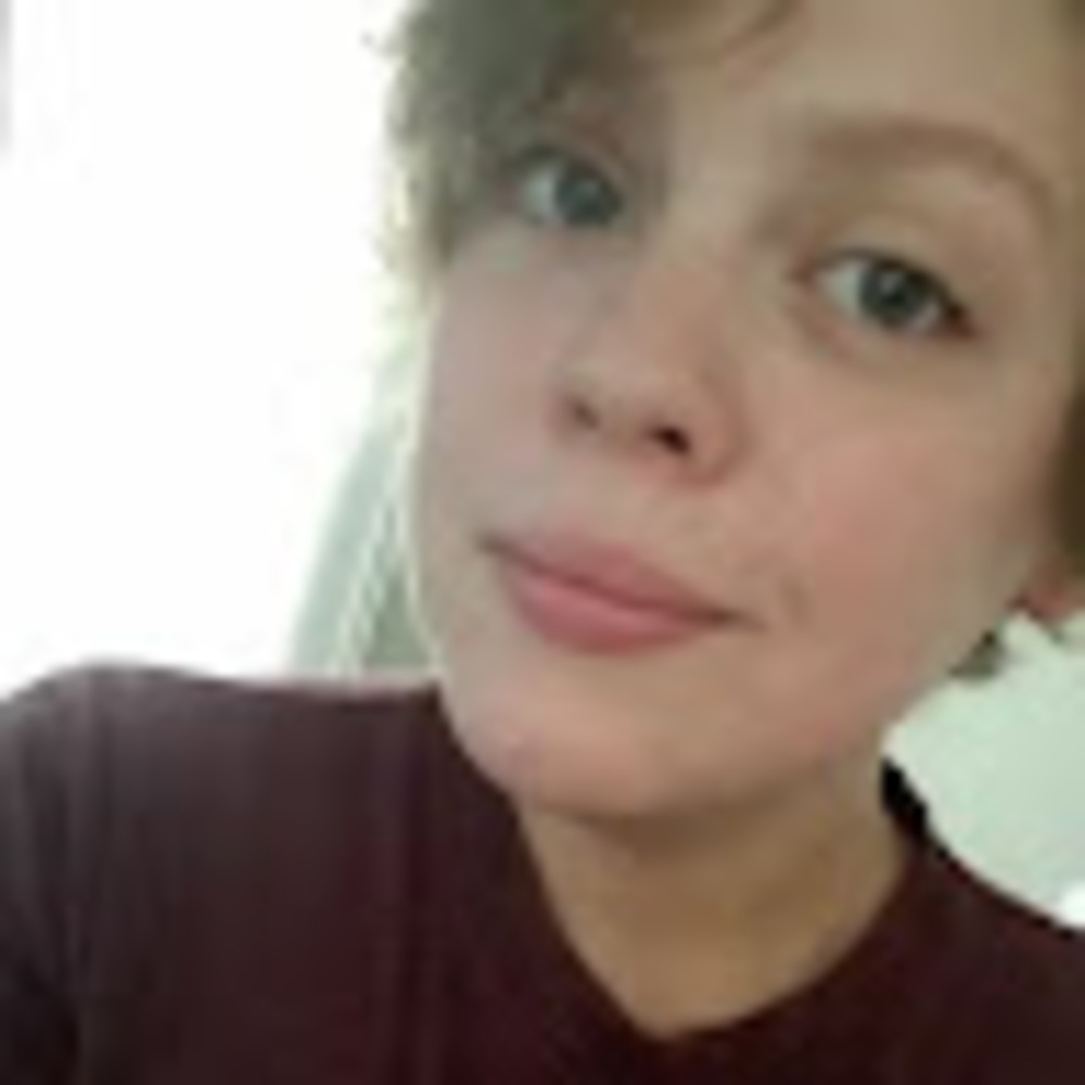 Meet your Posher, Alexandra